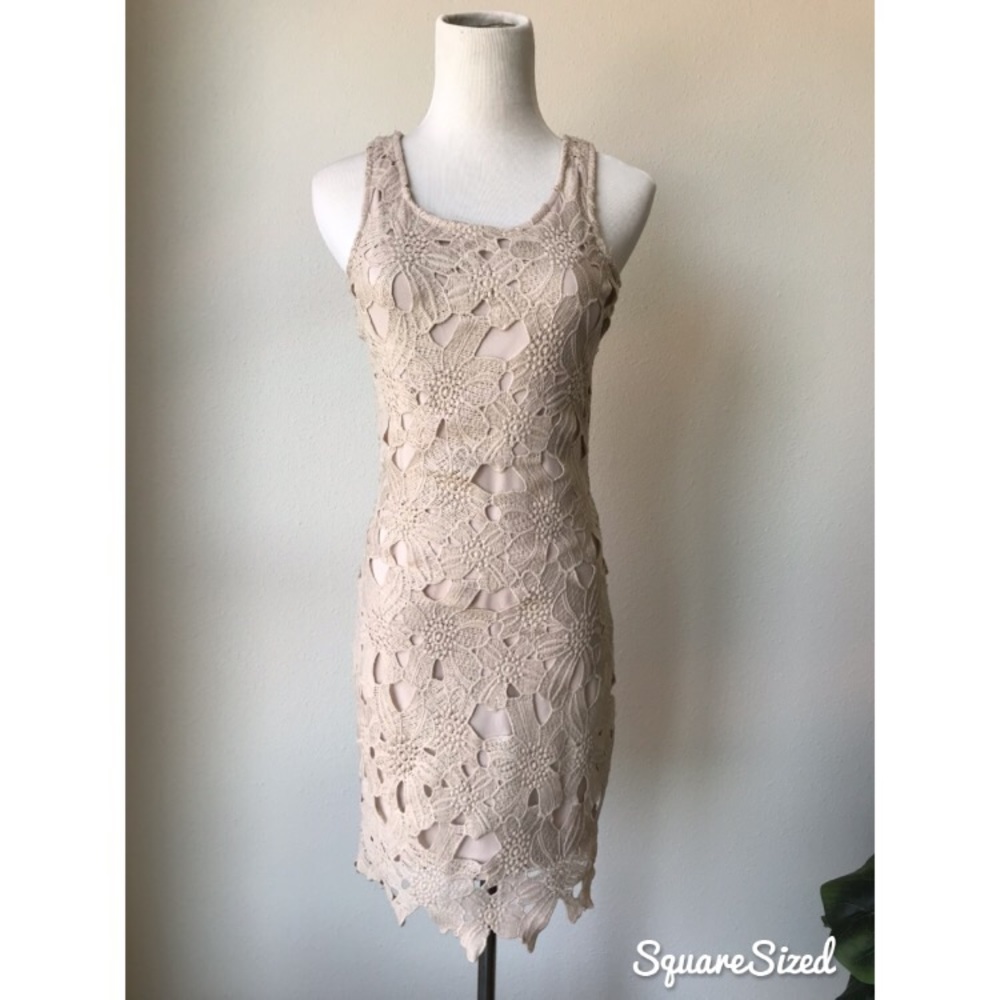 Elegant hollow out dress